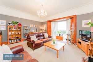 Sitting Room- click for photo gallery
